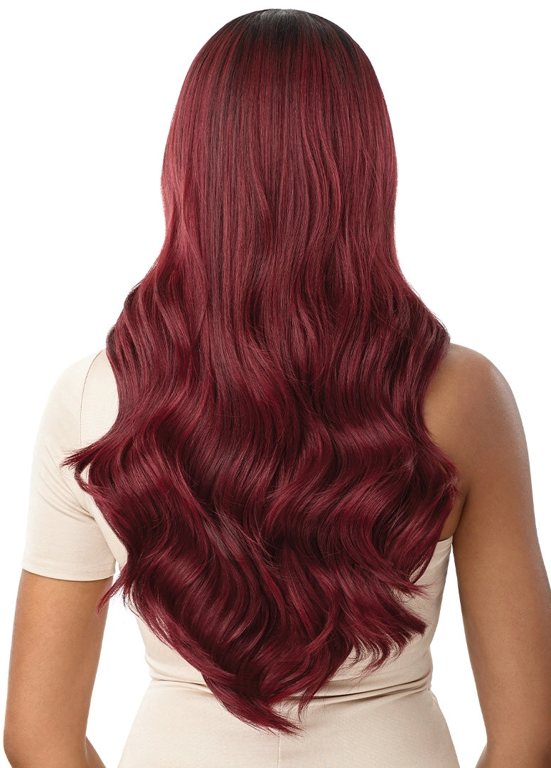 Outre Glueless HD Lace Front Deluxe Wig Verina